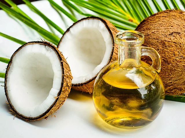 coconut-oil_11_640x.webp__PID:a8b41791-0ac0-461f-aecf-0161159a0967